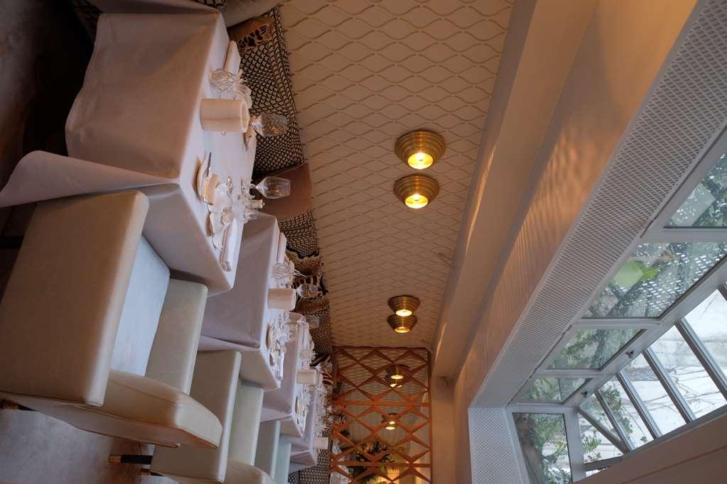 فندق باريسفي  فندق ثوميو المطعم الصورة